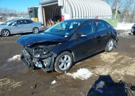 2014 Ford Focus Se z USA, uszkodzony, nr VIN 1FADP3F27EL141408